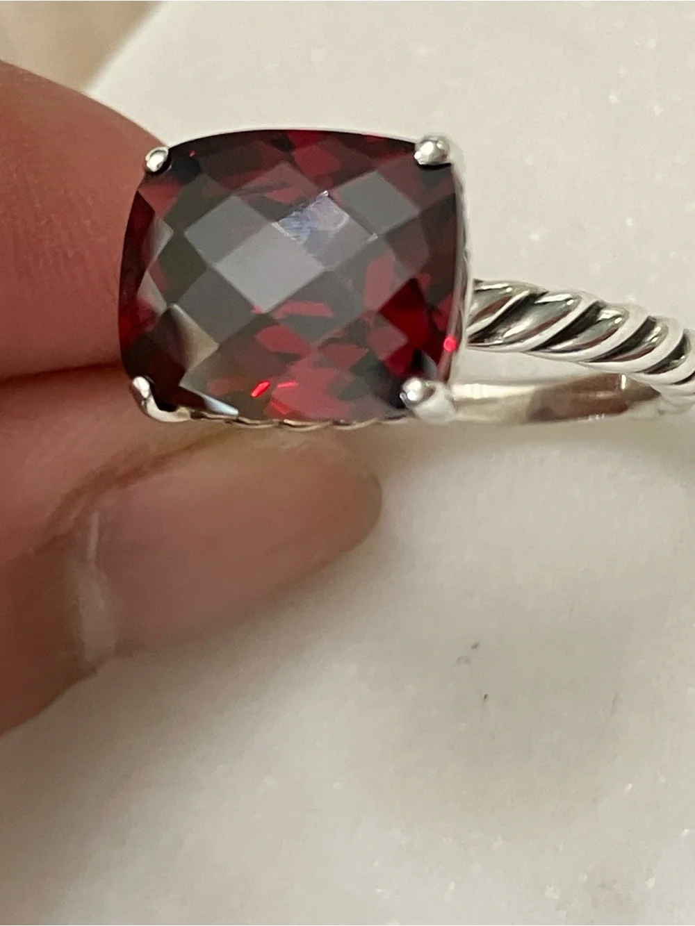 David Yurman Cable Ring with Garnet in sterling silver 925 size 7
